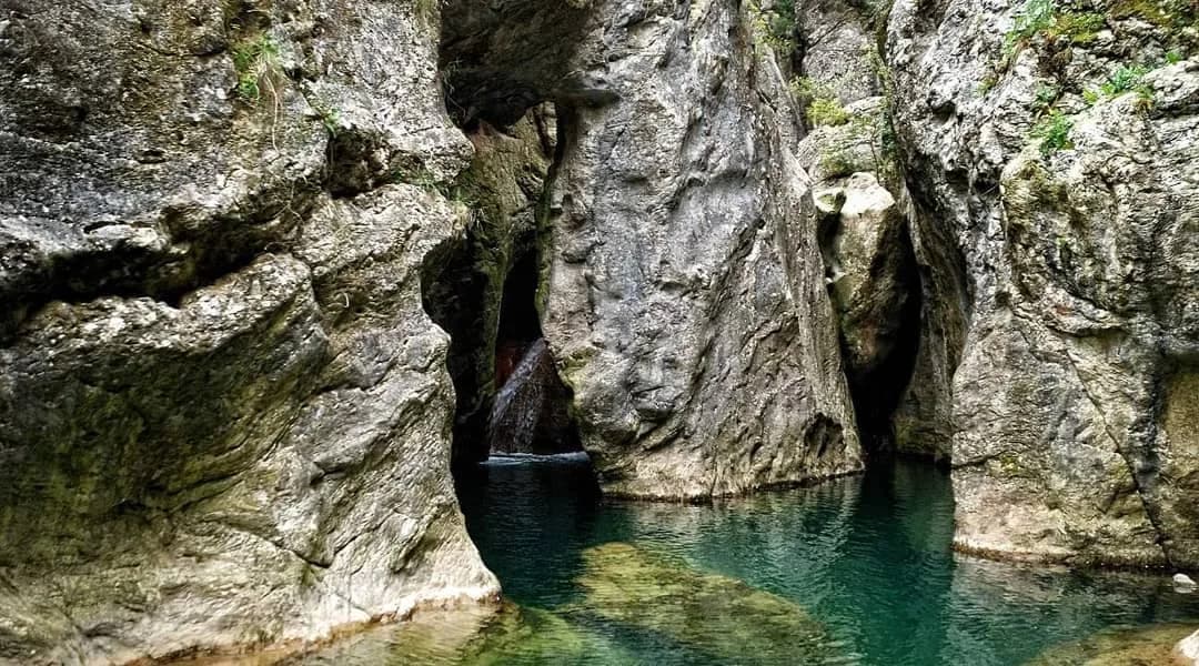 The Devil's Lairs